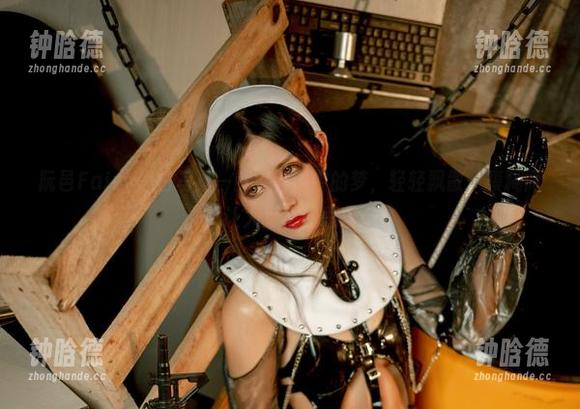 阮邑Fairy 阮邑Fairy黑白写真—就像雾霭中的梦,轻轻飘散,模糊而又让人忍不住思索。