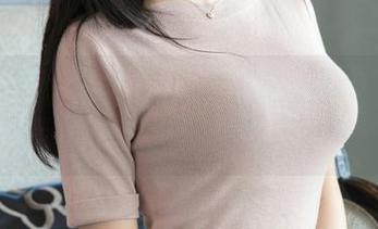 青豆客 – 少女图集定制，真不知道是摄影师的眼睛好还是梁莹Sugar太会摆。