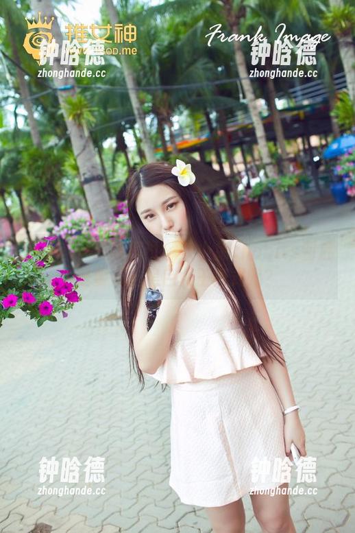 青豆客-歆小兔chobits 青豆客 - 原图探讨:歆小兔chobits到底是要开启黑色女王模式吗?