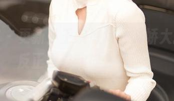 青豆客 – 更新！王婉悠女仆撒娇大挑战，反正屋子乱成一锅粥！
