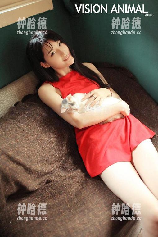 青豆客-王婉悠 青豆客 - 王婉悠最新套图登场!裤里丝好像也在对我说话