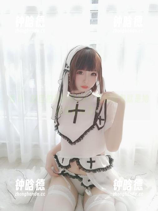 香川澪 香川澪的自拍技能MAX!美图图包就是她的最佳队友!