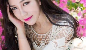魅妍社 – 穆菲菲：免费裸足图包，不想错过这种美丽的“踩踏感”。