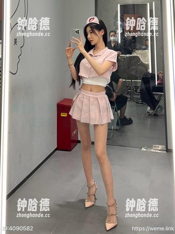 黎允熙 微密圈 - 直击灵魂的黎允熙美腿图集,资源虽少,但这腿是必须赞一个!